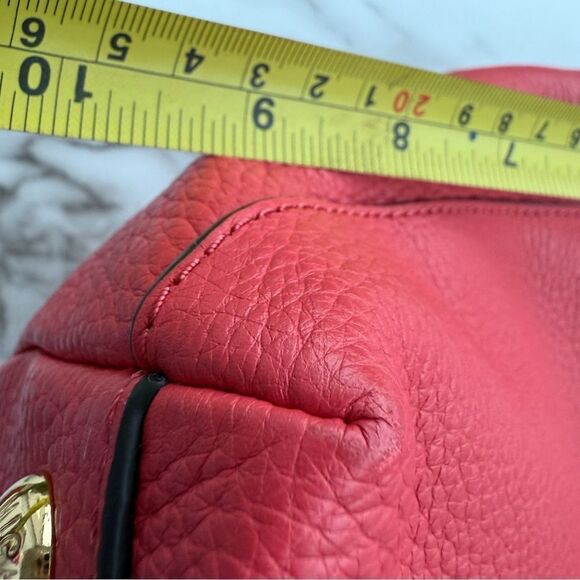 Michael Kors Raspberry Pebbled Leather Tote – Like New w/ Gold Chain Detail - Picture 12 of 17